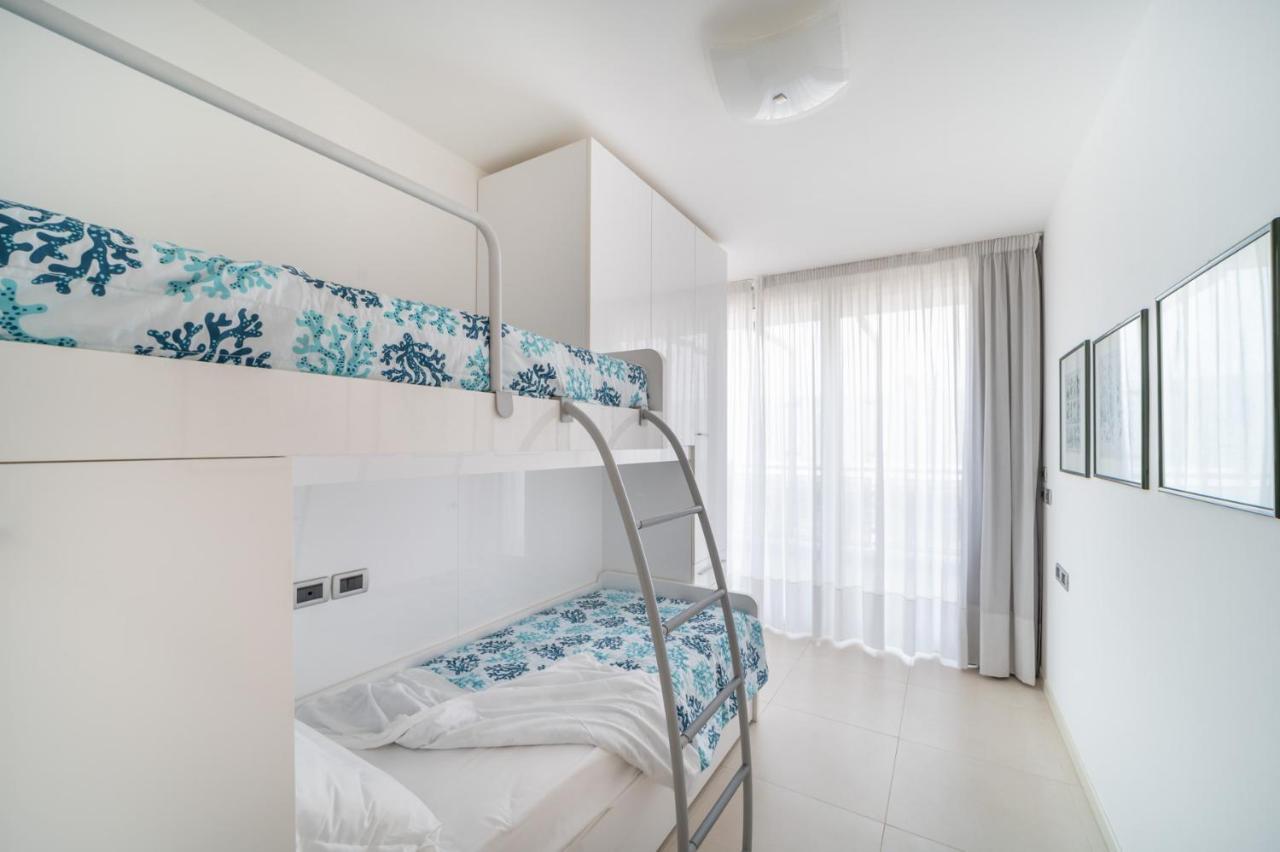 Residenza Ore Felici ลินญาโน ซับเบียโดโร ภายนอก รูปภาพ