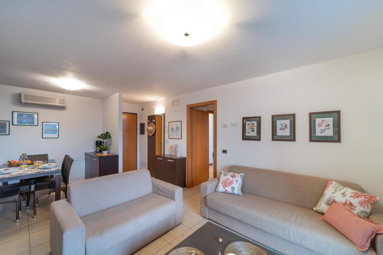 Residenza Ore Felici ลินญาโน ซับเบียโดโร ภายนอก รูปภาพ