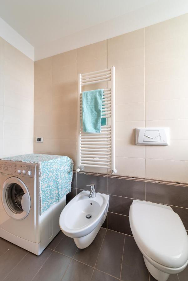 Residenza Ore Felici ลินญาโน ซับเบียโดโร ภายนอก รูปภาพ