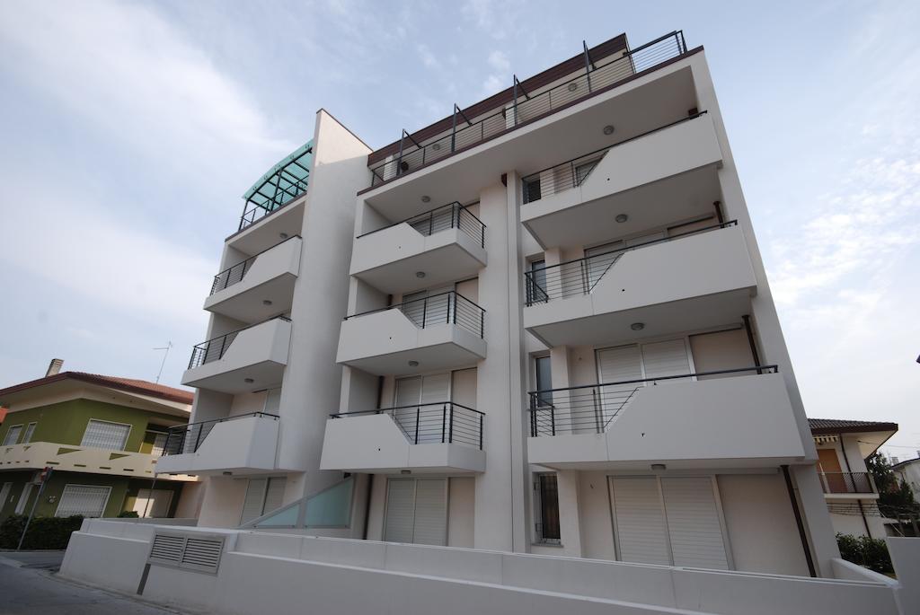 Residenza Ore Felici ลินญาโน ซับเบียโดโร ภายนอก รูปภาพ