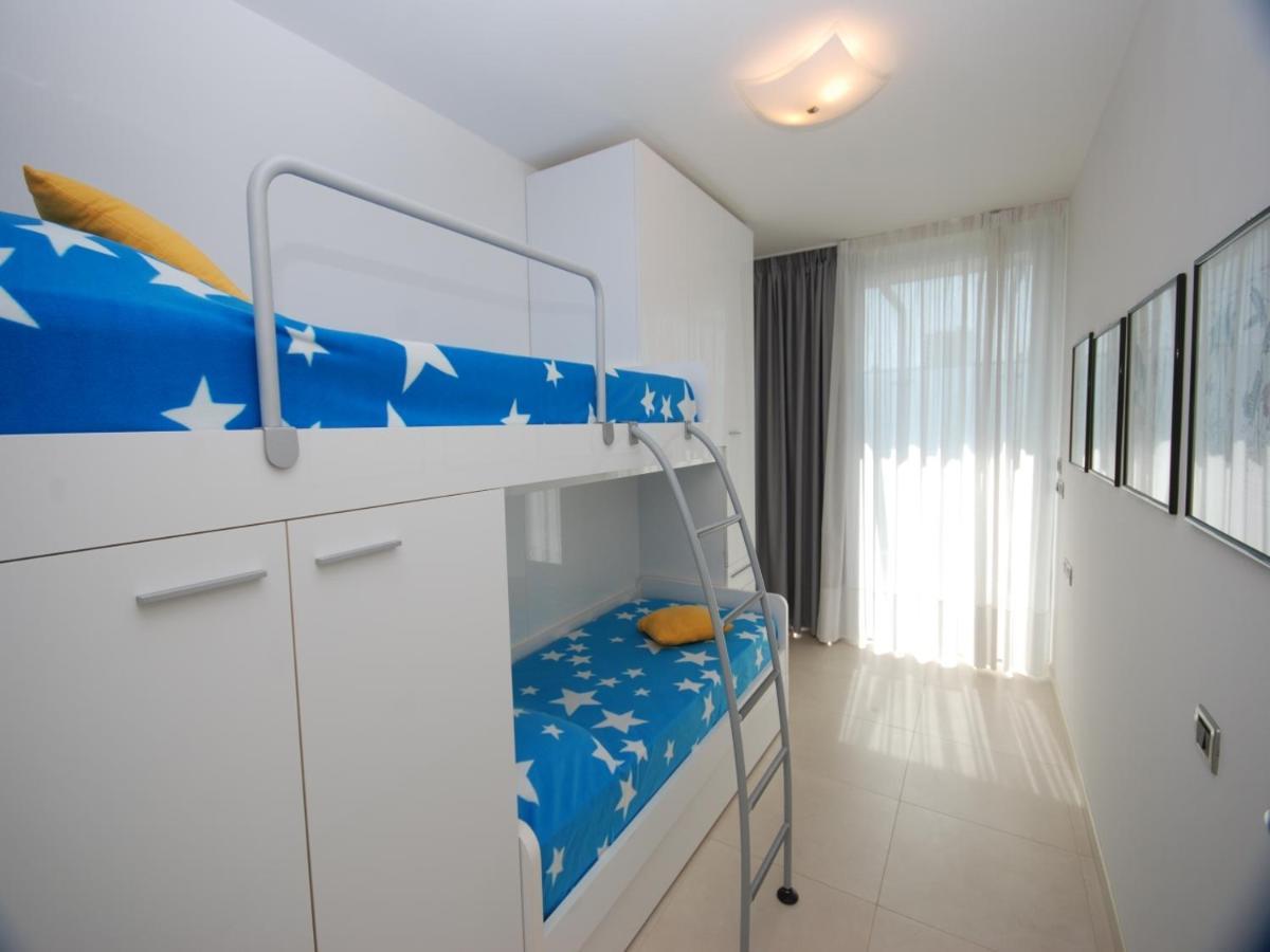 Residenza Ore Felici ลินญาโน ซับเบียโดโร ภายนอก รูปภาพ