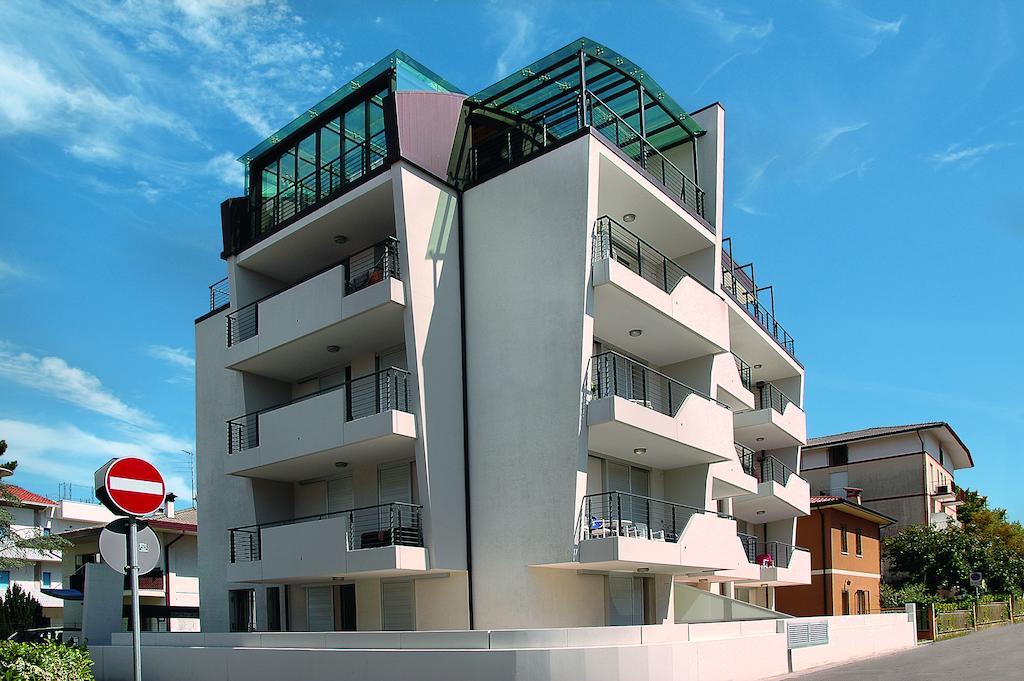 Residenza Ore Felici ลินญาโน ซับเบียโดโร ภายนอก รูปภาพ